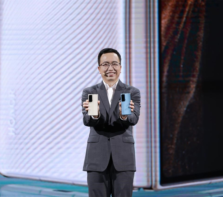 A HONOR apresenta o HONOR Magic Vs, o seu smartphone dobrável de última geração e a série HONOR 80 na China
