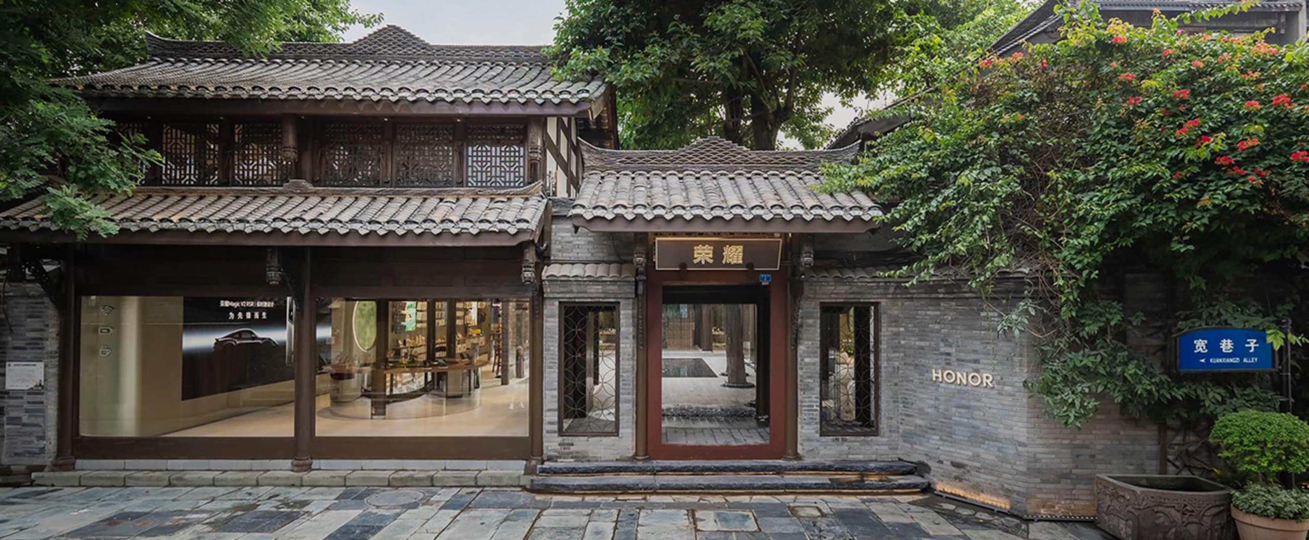 Experience the Centennial Portrait of Studio Harcourt in Chengdu 4