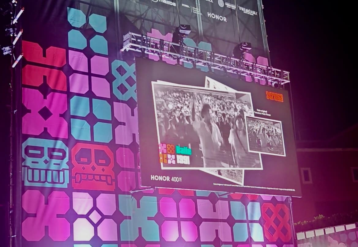 荣耀AI赋能文化艺术创新, 点亮墨西哥塞万提诺文化节