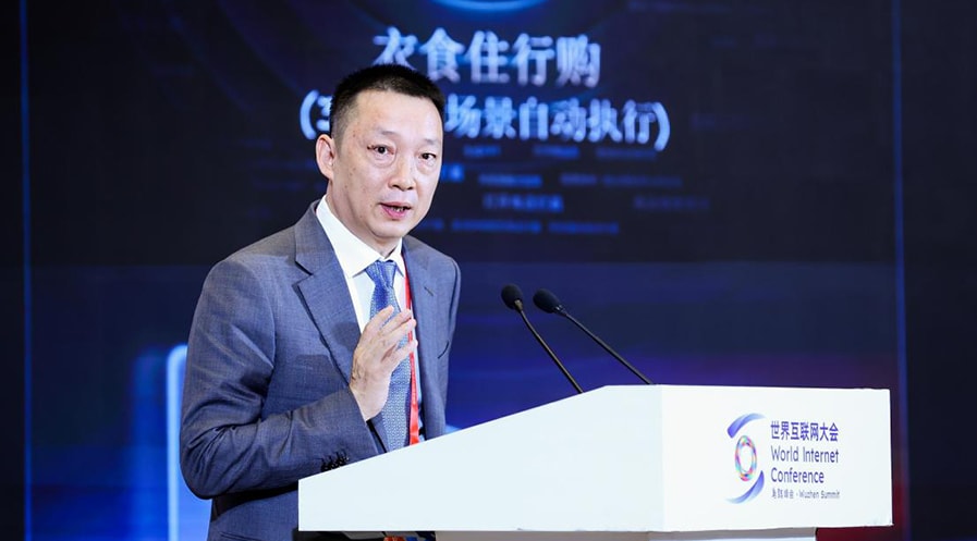 荣耀CEO李健乌镇分享AI终端的思考探索与创新实践