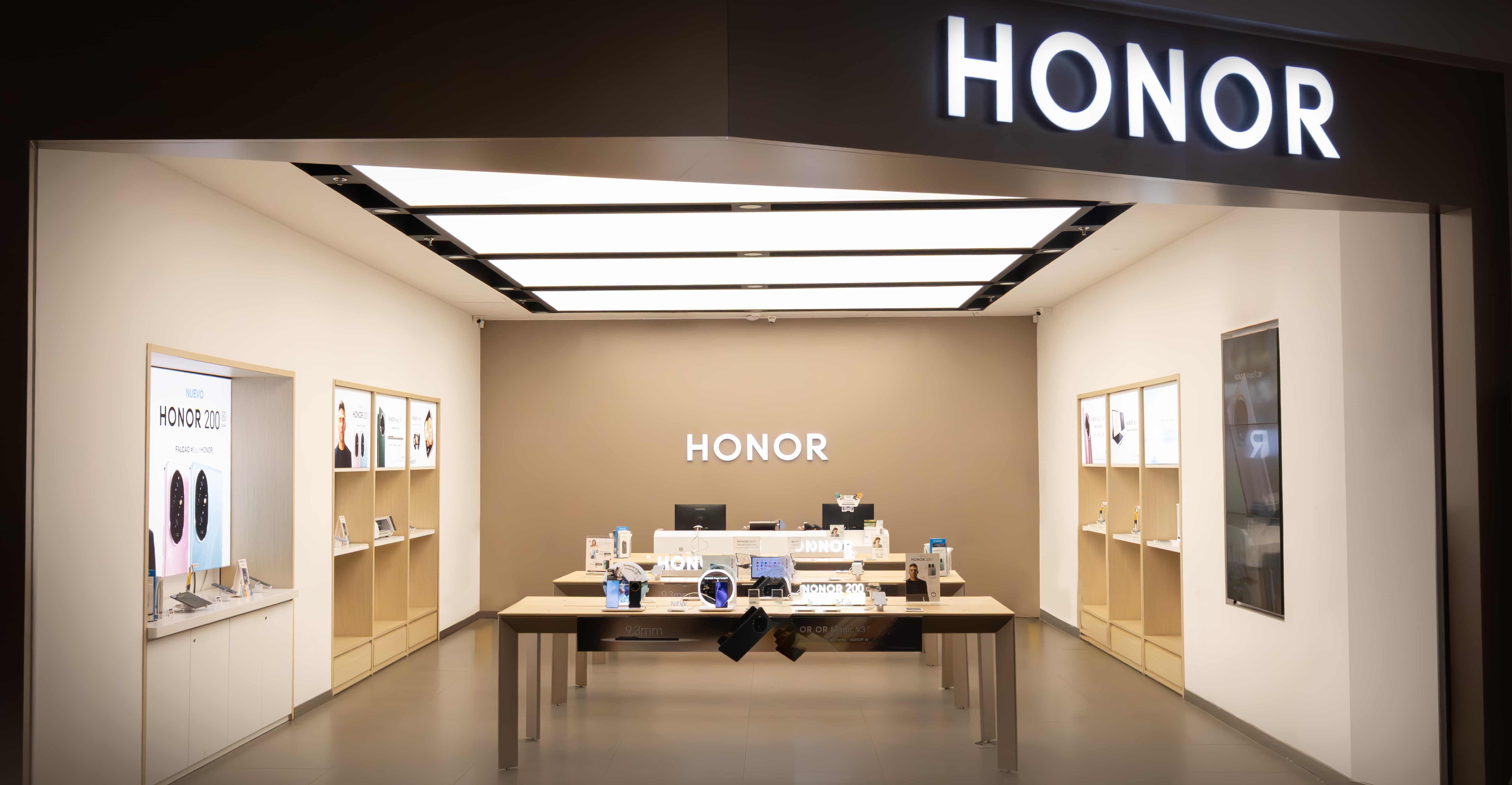  HONOR Store Plaza Central