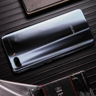 HONOR 10