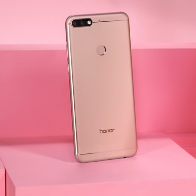 HONOR 7C