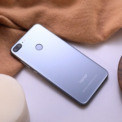 HONOR 9 LITE