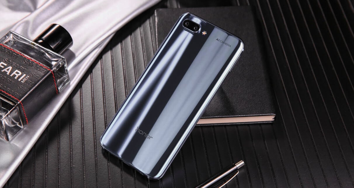 HONOR 10