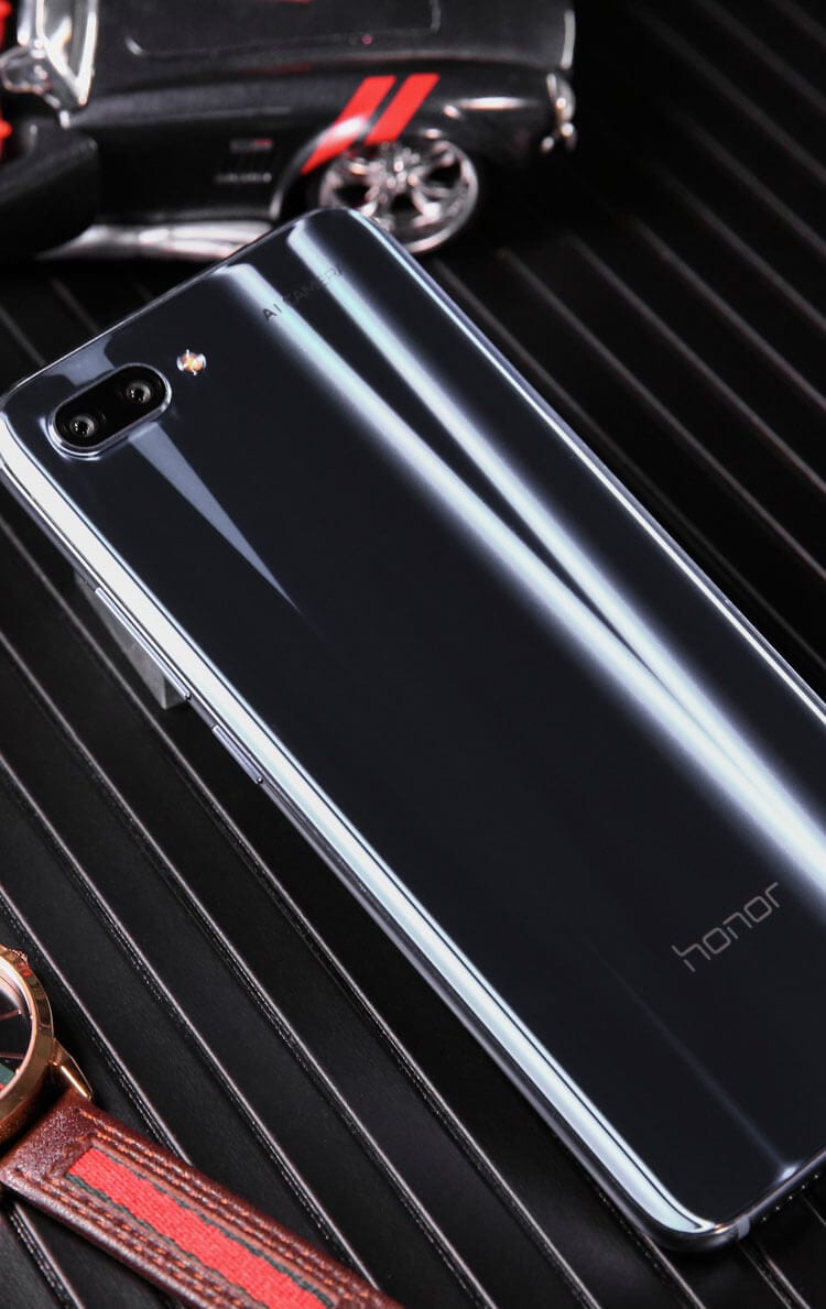 HONOR 10