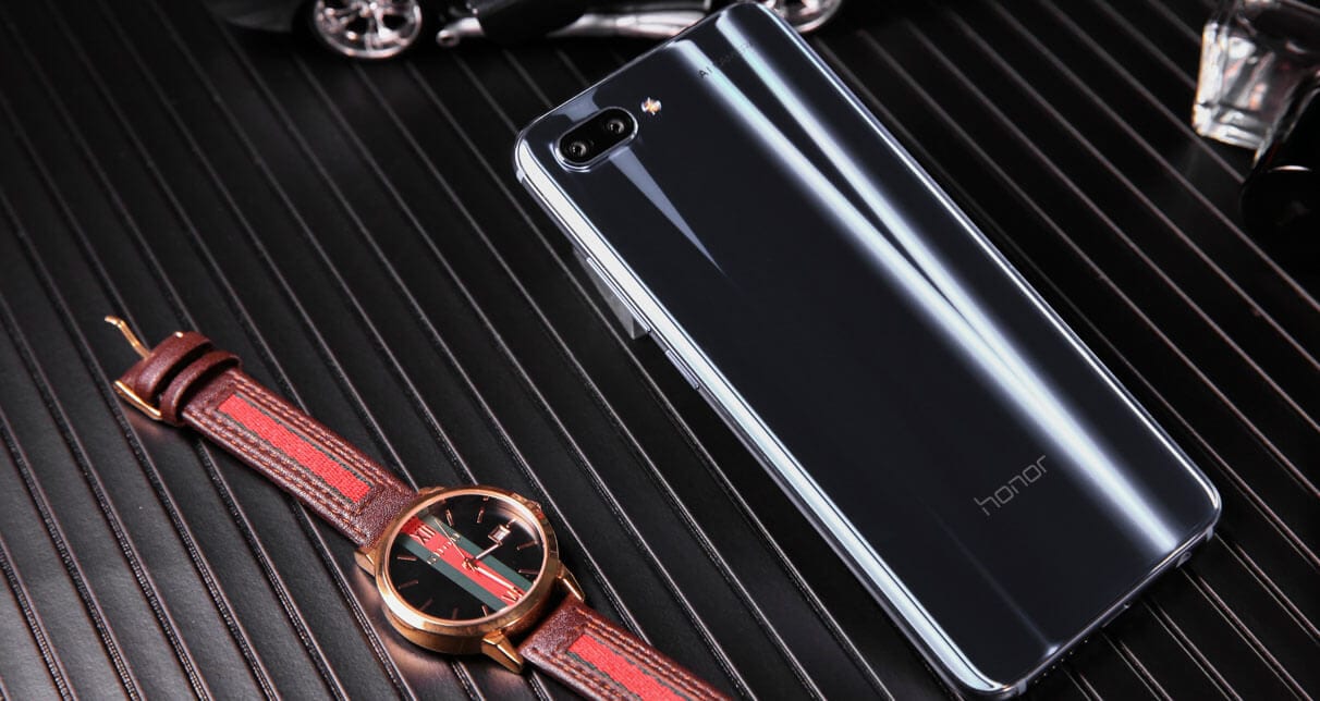HONOR 10