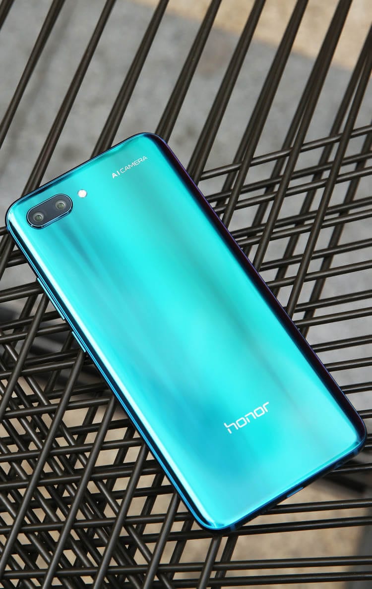 HONOR 10