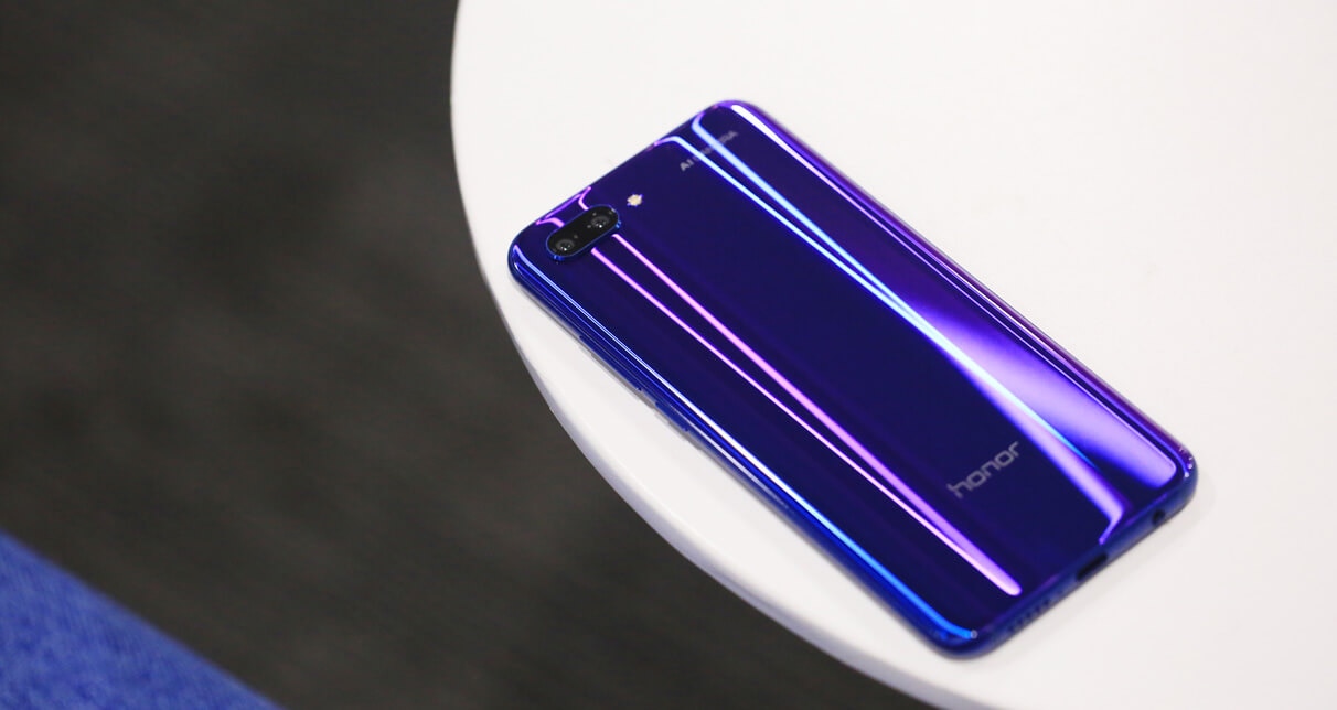 HONOR 10