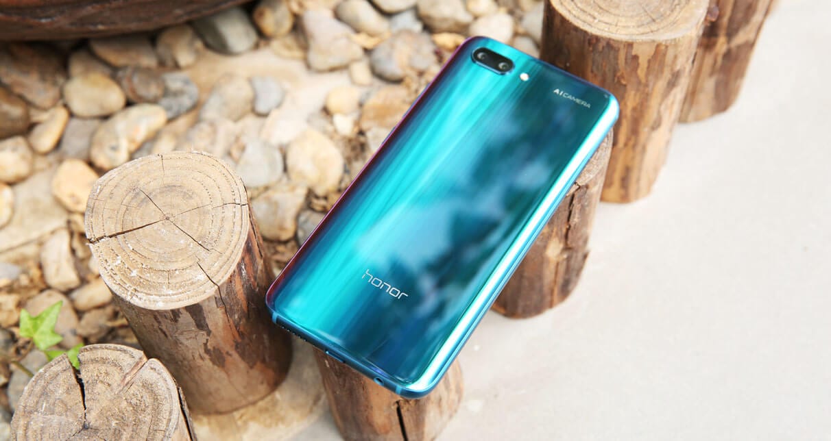 HONOR 10