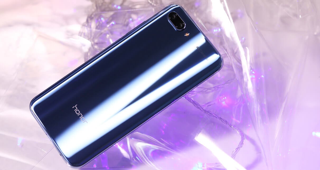 HONOR 10