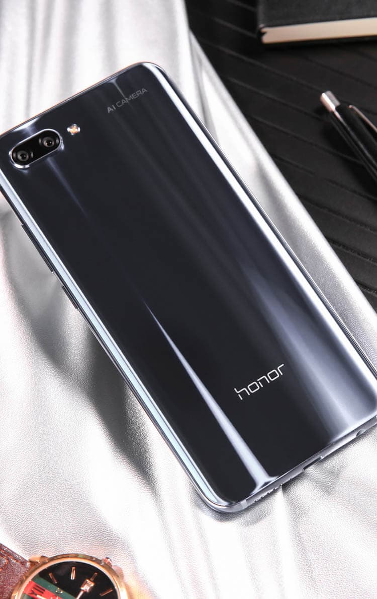 HONOR 10