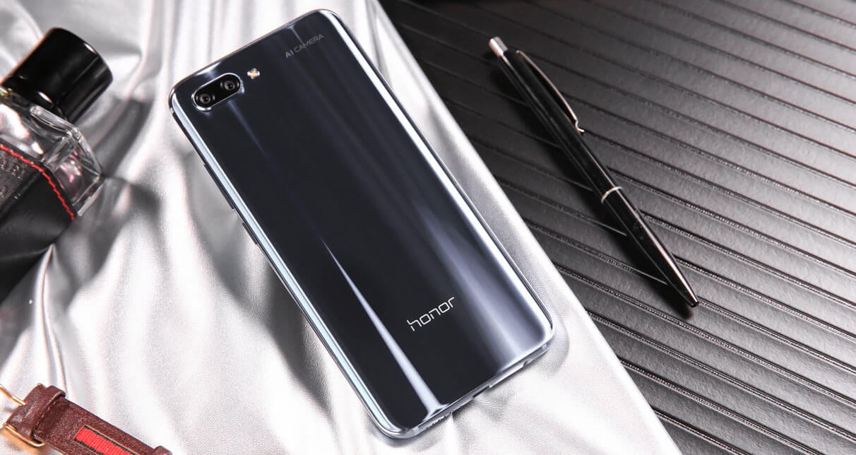 HONOR 10