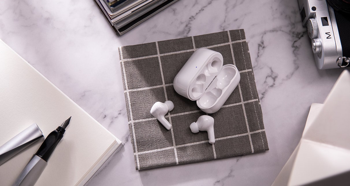 True Wireless Earbuds