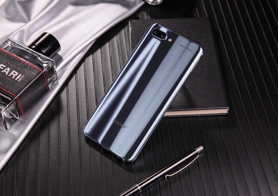 HONOR 10