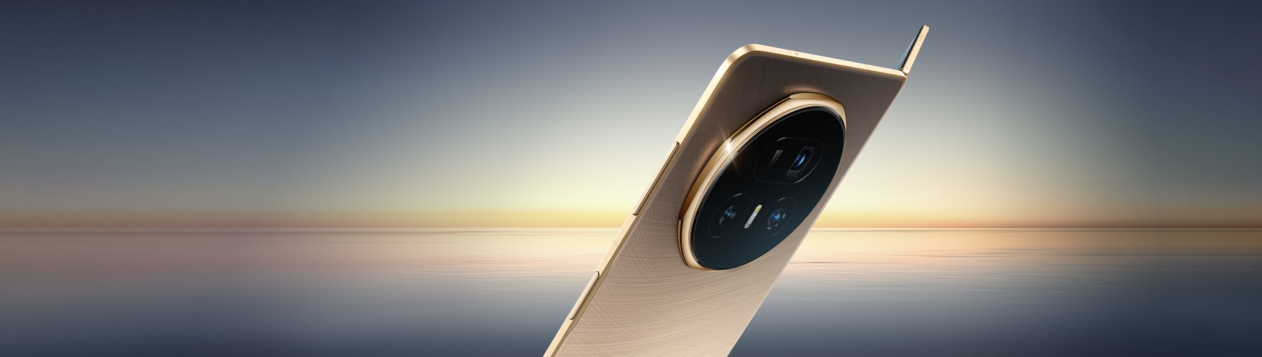 HONOR Magic V5