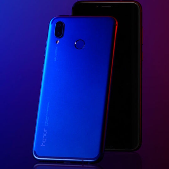 HONOR Play obține "Best of IFA 2018"