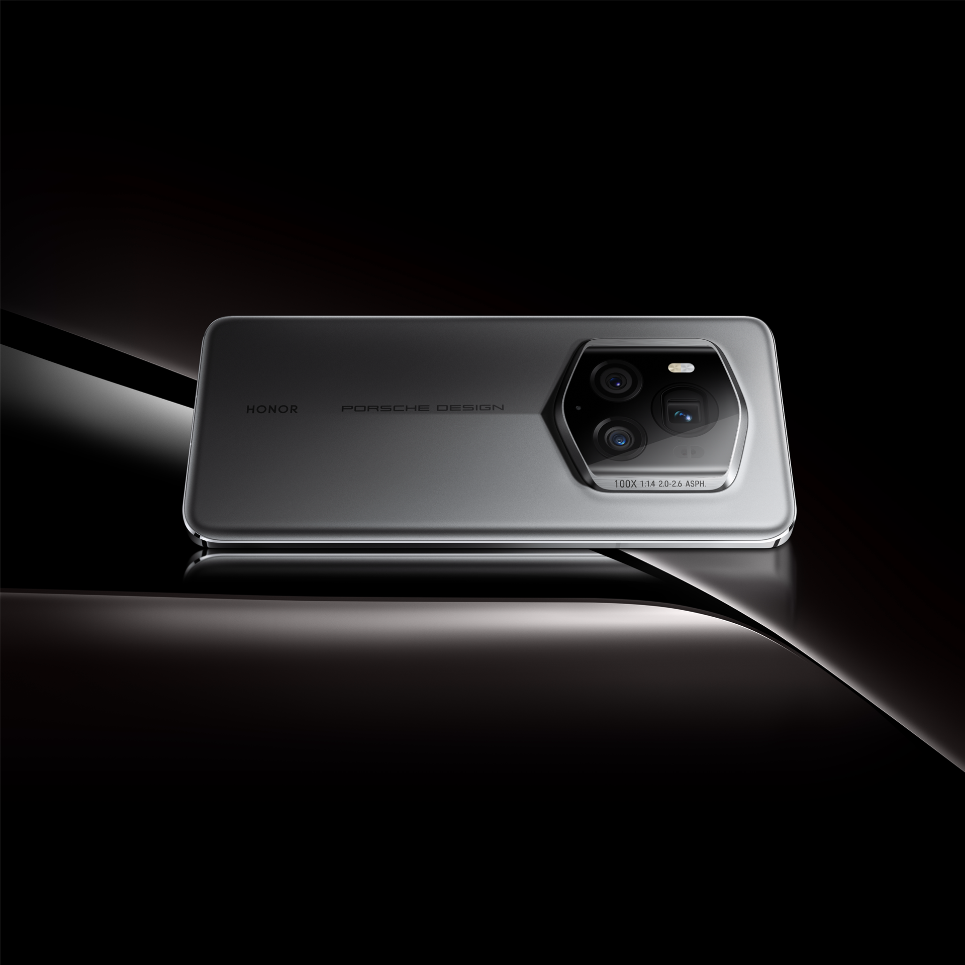 PORSCHE DESIGN HONOR Magic6 RSR