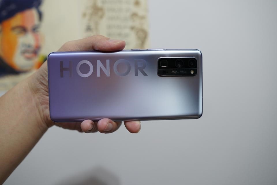 HONOR 30 Pro+ Review: The Most Premium Hardware At Its $550 Price Point