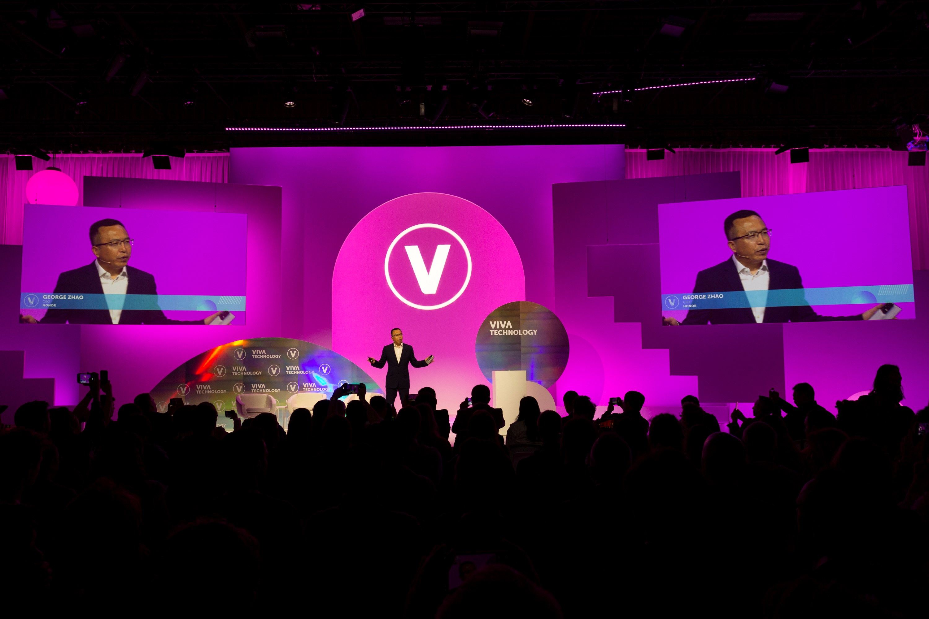 HONOR Unveils Four-Layer AI Architecture and Forges Ahead with Google Cloud for More AI Experiences at VivaTech 2024 1