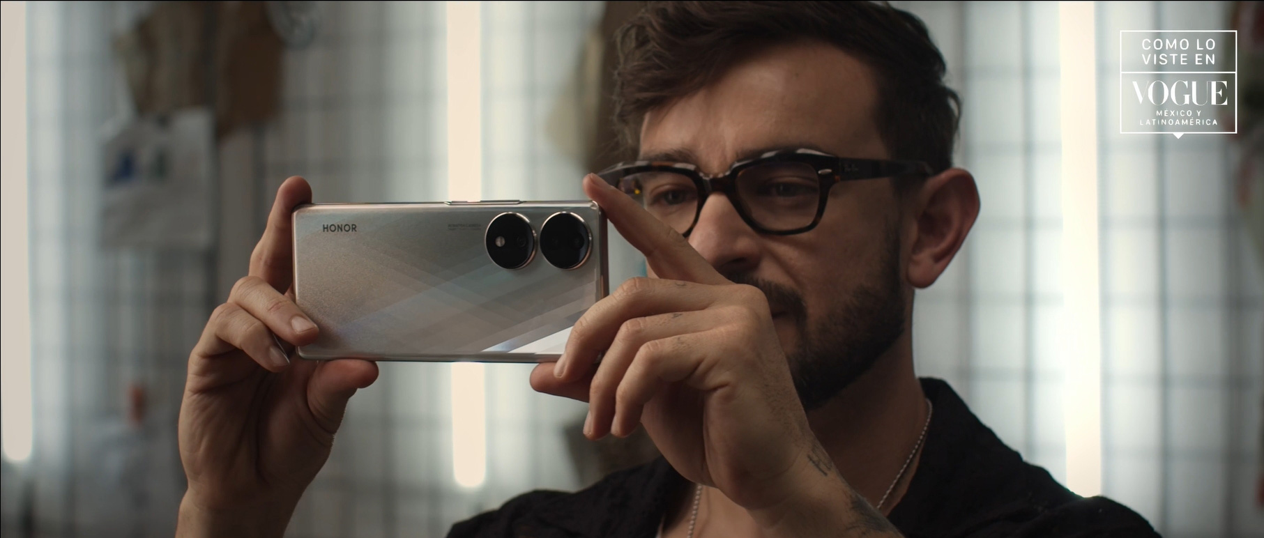 HONOR 70 Inspires Mexican Designer Anuar Layón