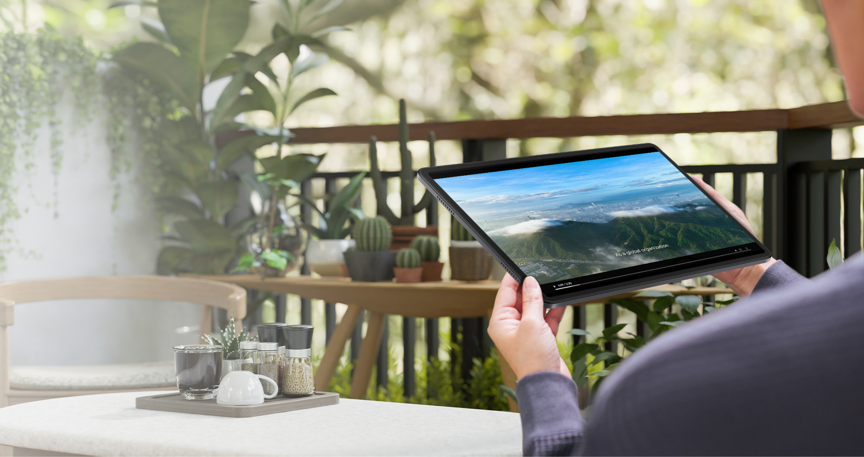 Ultra-large Capacity Battery, Always Raring to Go.