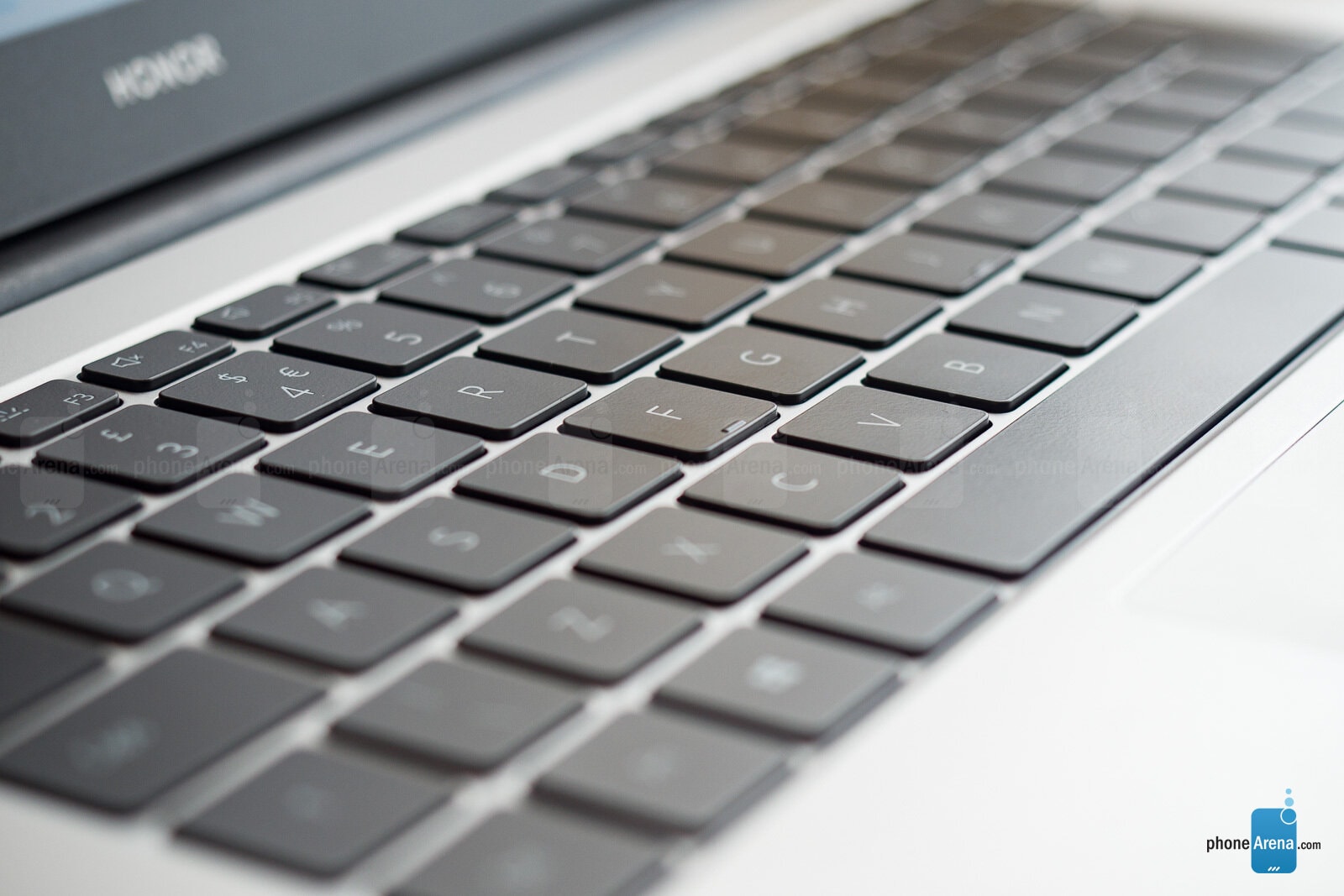 HONOR MagicBook 14 Review