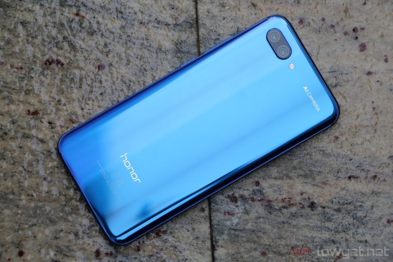 HONOR 10 review eye catching affordable average ai camera