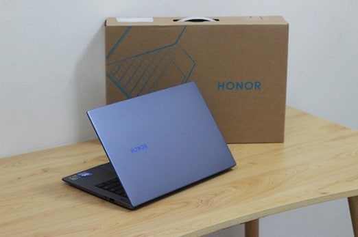 How to find out how old is your laptop? 5 easy ways to do it